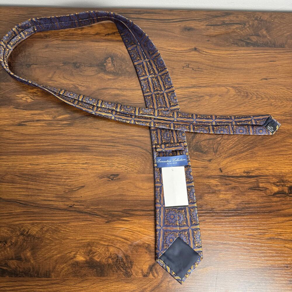 NWT TOM JAMES Executive Collection Silk Necktie Made In Italy  Tie